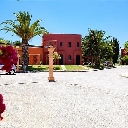 Colina Village Resort 3*
