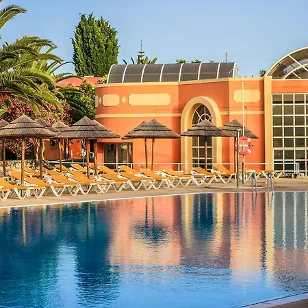 Colina Village Resort