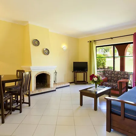 Colina Village Resort 3*