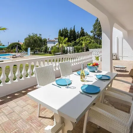 Carvoeiro Grande: Spacious 16-bedroom Algarve Retreat With Private Pool Villa Carvoeiro (Lagoa)