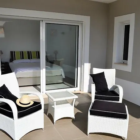 Louella Villa *